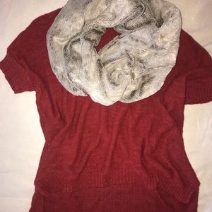 Burnt orange sweater w/Fur scarf!